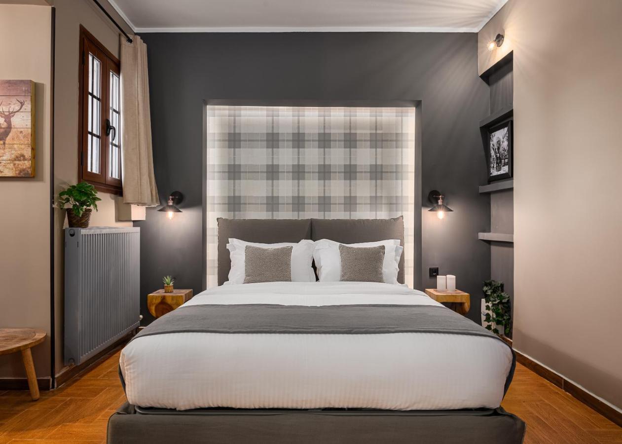 Gm Luxury Suites กาลาวริตา ภายนอก รูปภาพ